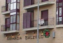 Las boticas murcianas encuentran una solución temporal al impago días antes de las elecciones