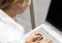 Internet toma la delantera con la Directiva de Información al Paciente en punto muerto