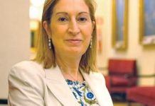 “Haremos un acuerdo marco para diez años en farmacia”