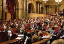 CiU y PP no tocarán los ‘chiringuitos’ hasta 2013, pero aprueban recortar un 10% del gasto sanitario