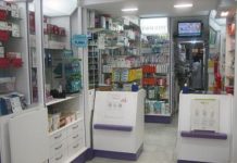 Una farmacia pequeña debe buscar comodidad y espacio para su público