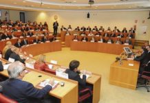 La distribución pondrá en valor su papel dentro del SNS en segundo foro organizado por Fedifar