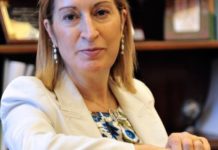 Ana Pastor cree que el Pacto de Estado es “fundamental”