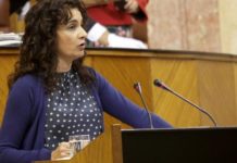 El Parlamento de Andalucía da luz verde a la subasta de medicamentos