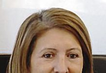 Murcia confía en el diálogo como el mejor aval para garantizar el pago a sus farmacias