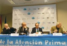Instan al médico a asumir un discurso de poder frente a la “frivolidad” política