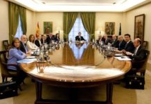 Sanidad sustenta los recortes en la desfinanciación y las subastas con precio seleccionado