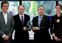 Dentaid recogió el Premio Fundamed-El Global de Farmacia