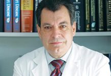 Javier Díez recibe el premio Peter Sleight de la Sociedad Europea de HTA