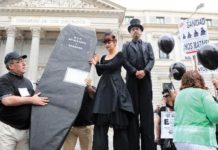 La rebaja retributiva vuelve a penalizar a los médicos