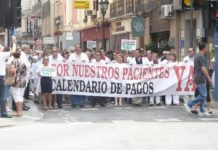 El ‘fantasma’ de los cierres sobrevuela todavía sobre las farmacias valencianas