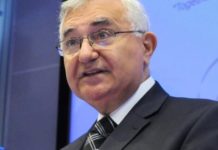 John Dalli: “Recortar en prestaciones sanitarias es una falsa economía”