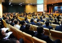 La desfinanciación obliga a la industria a acometer cambios en sus productos