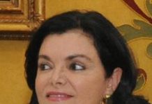 Peña fue reelegida presidenta de la Federación Internacional Farmacéutica (FIP)