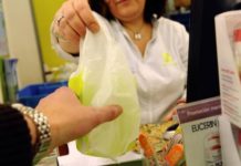 La ampliación de servicios a la botica todavía es, pese a la crisis, prioritario