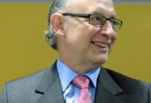 El Gobierno prevé presentar en enero el recurso contra el euro por receta de Madrid