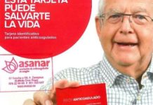 Las farmacias de Zaragoza distribuyen la primera tarjeta identificativa para pacientes anticoagulados