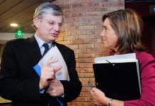 Foto fija: El ‘desgaste’ de la ministra de Sanidad