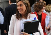 Ana Mato: “Nadie ha dejado de tomar un fármaco por razones económicas”