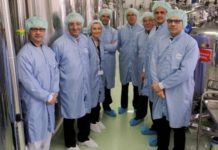 Merck recibe la visita de la Comisión de Sanidad del Congreso