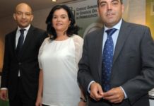 Economía dice que las Administraciones Públicas “no pueden ser una fuente de problemas financieros” para las farmacias