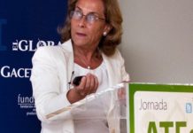 Tejerina rechaza “eufemismos” y exige estudios clínicos diseñados para demostrar equivalencia