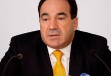 Andalucía considera que se puede convencer al TACRC para licitar fármacos distintos en un lote