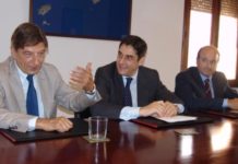 Echániz respalda el modelo español de farmacia ante el COF de Baleares