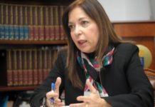 Canarias retomará en octubre su concurso de nuevas farmacias paralizado desde 2007