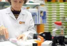 Los farmacéuticos demuestran su compromiso con la sociedad