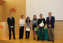 Lilly premia a doctorandos por la búsqueda de fármacos nuevos