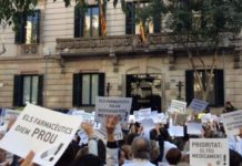 Más del 80% de la farmacia catalana secunda su segundo cierre patronal de la historia