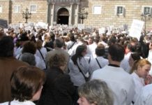 Las farmacias catalanas estudian nuevas medidas frente a posibles impagos