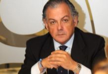 Aeseg y Farmaindustria reiteran su oposición a los concursos andaluces