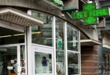 “Dos años de retraso” por culpa de la crisis política local