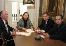 Las boticas valencianas asumirán servicios de hospitales públicos de gestión privada