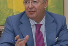 “Un presidente debe liderar el Colegio y no pasar desapercibido”