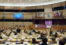 Las sombras de la gestión de Ana Mato que más pueden afectar al PP europeo