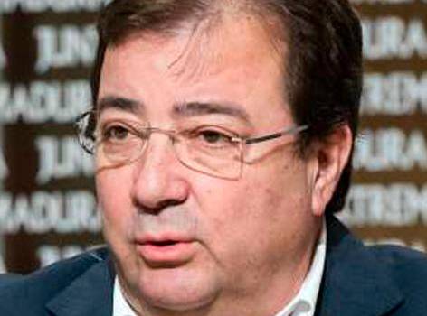 Guillermo Fernández Vara justifica la apuesta por un plan nacional oncológico