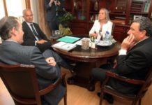 Llombart dice que, en adelante, “solo se hablará del papel” de la botica y no de impagos