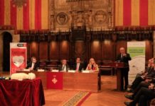 La cardioprotección pública empieza por las oficinas de farmacia de Barcelona