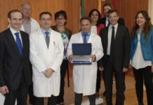 Placa BiC al mejor servicio de Farmacia del Hospital San Cecilio de Granada