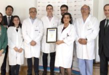 El servicio de Urología de la Fundación Jiménez Díaz recoge el diploma BiC