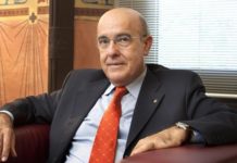 CiU i ERC evitan la reprovació del conseller de Salut