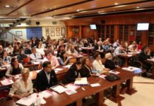 El consejo farmacéutico aporta un gran valor añadido a los productos de dermocosmética