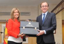 SEGUIREMOS LA PISTA DE…