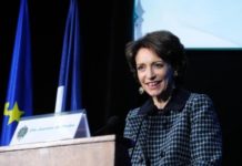 Francia busca otro modelo para financiar nuevos medicamentos