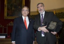 Fundación AMA premia a García Guerrero por su trabajo sobre consentimiento informado en el ámbito penitenciario