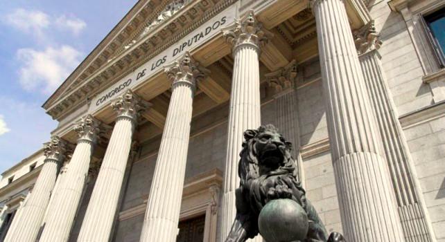 La Mesa del Congreso admite a trámite la ILP sobre transparencia en precios