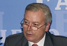 Fallece Prudencio Rosique, presidente del COF de Murcia